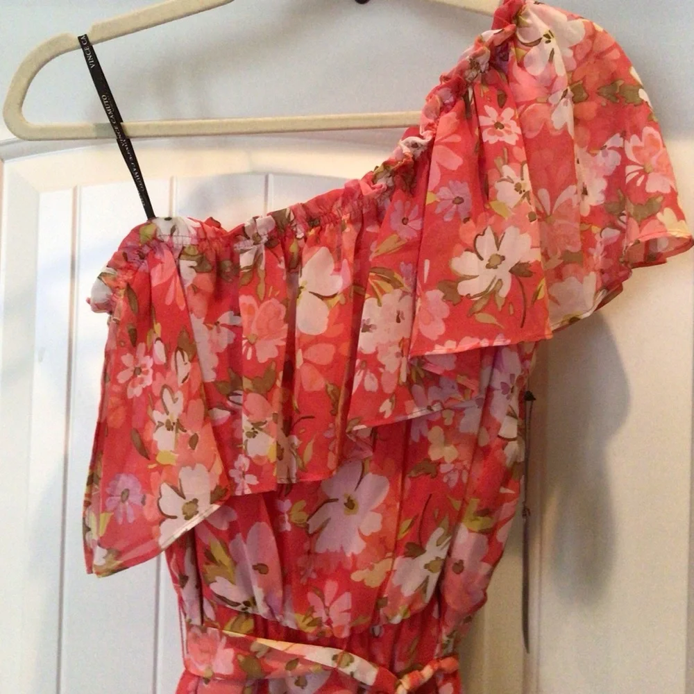 NWT Vince Camuto one shoulder floral dress - Picture 5 of 9